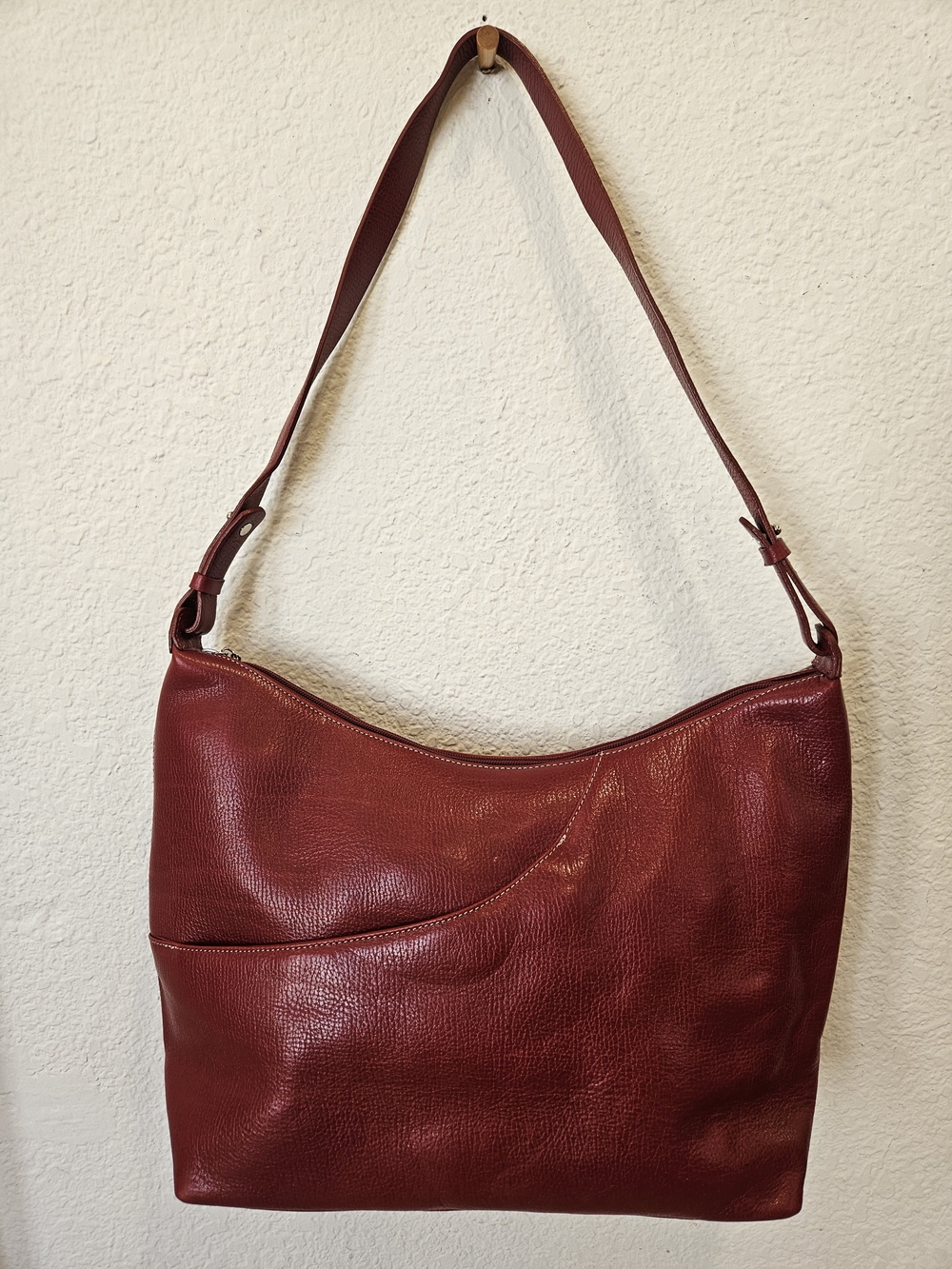 Vintage MAXX NEW YORK Burgundy Pebbled Leather Hobo Shoulder Bag